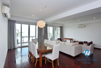 A beautiful 3 bedroom apartment with lake view in Xuan Dieu, Tay Ho